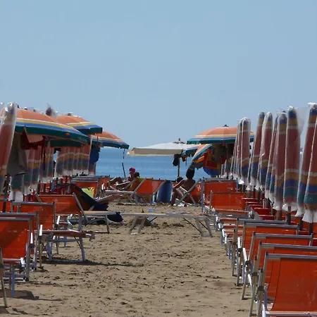 Fuer 5 Personen Ca 38 Qm In Bibione, Adriakueste Italien Und Umgebung *
